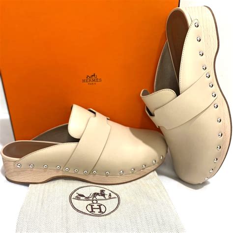 Hermès Calya mule 